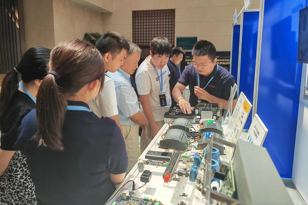 Marposs e1123液晶显示屏 AUTBUS专业委员会成立 国际标准引领新型自动化