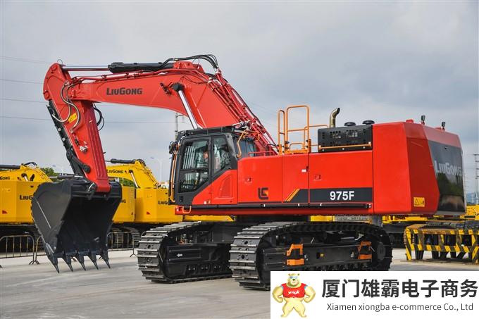 定制畅享!首台柳工975F欧洲版大型挖掘机产品发运