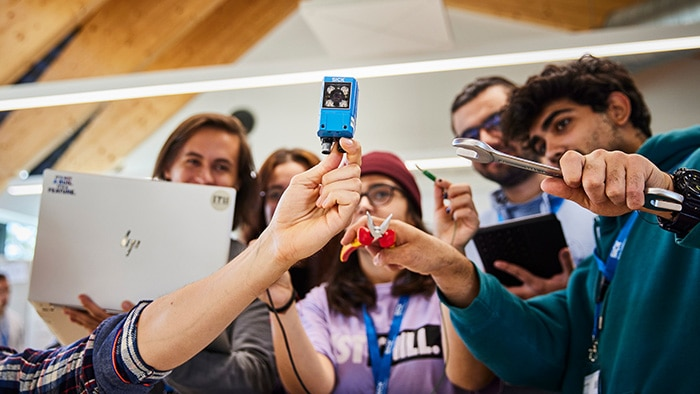 S420154 将科幻小说变成现实——SICK Solution Hackathon(SICK 解决方案黑客马拉松)